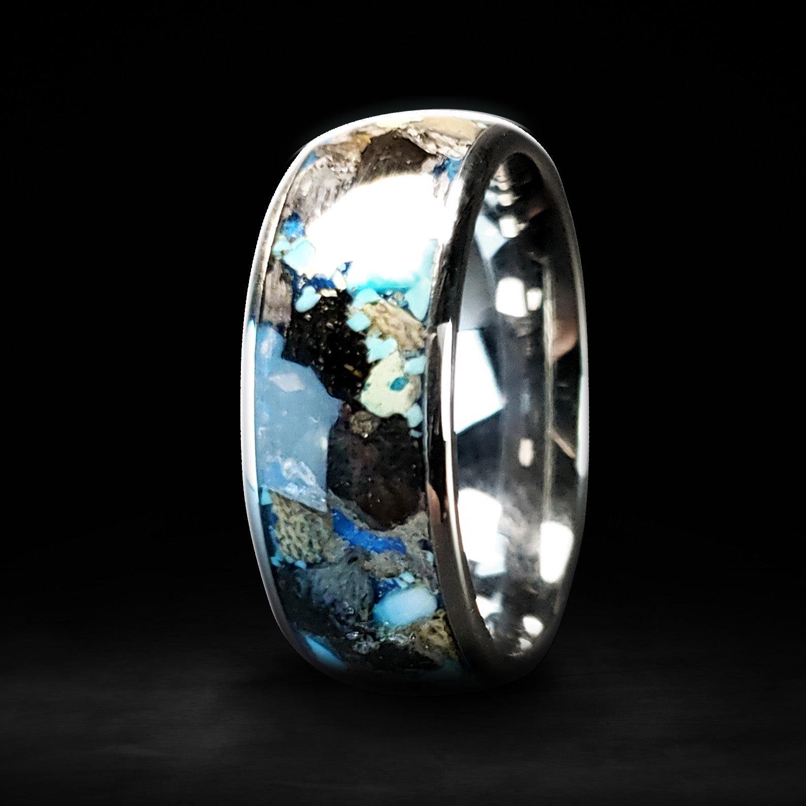 Megalodon - 9mm Tungsten Dome Ring