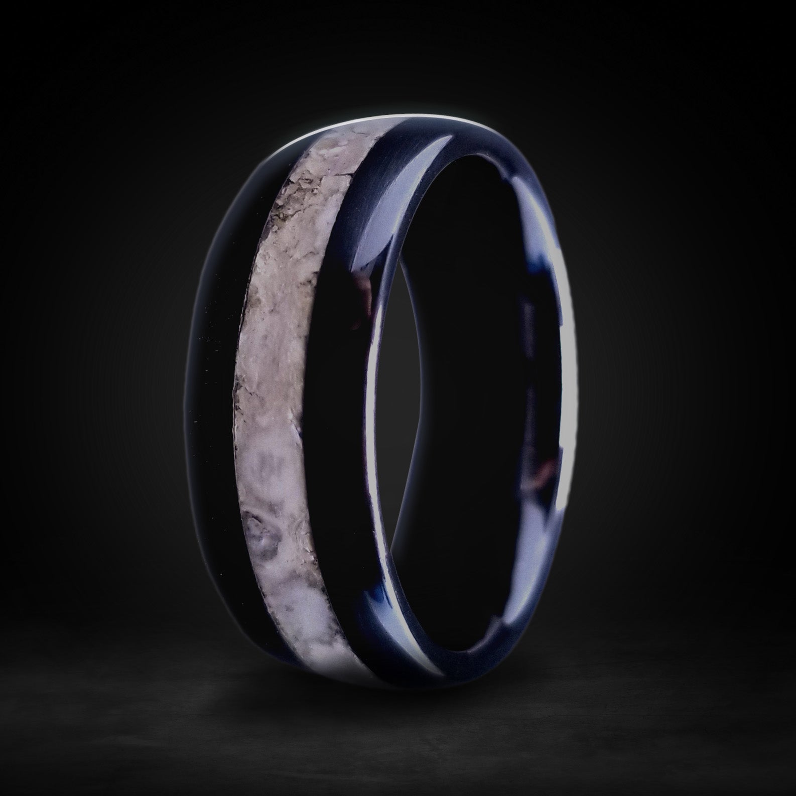 Tusk: Woolly Mammoth Black Ceramic Ring